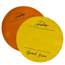 グローブの制作過程で出る廃棄レザーをコースターとして再利用　近畿大学生発のレザーブランド「Pothos.」が地元企業と連携