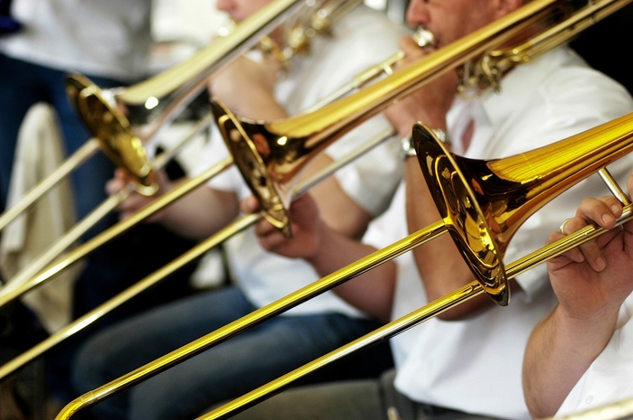 中学生の吹奏楽部の活躍風景(1)