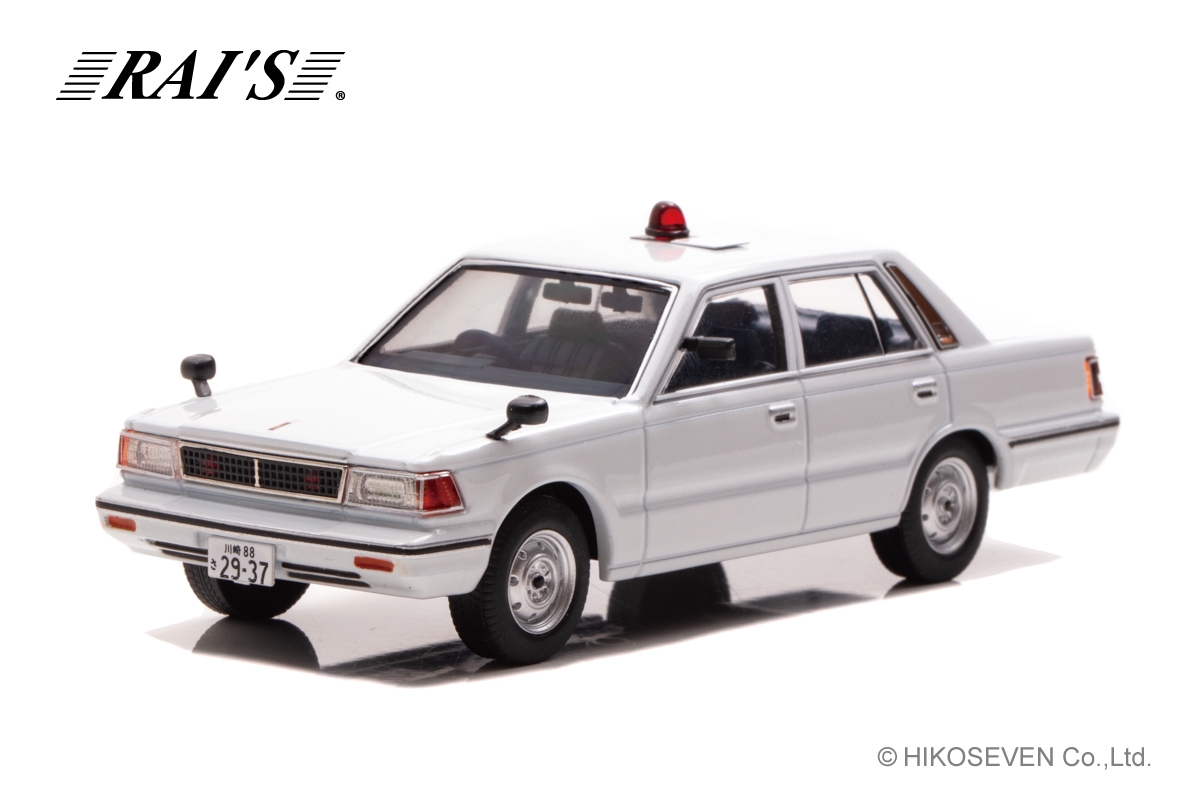 1/43 日産 セドリック (YPY30改) 1985 神奈川県警察高速道路交通警察隊車両 (覆面 白):左前