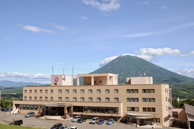 F9qJpzo6jEfVkMLwGHcB.jpg?w=940&h=940