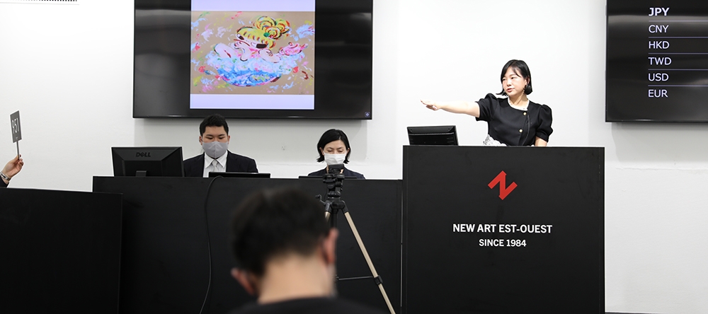 寺田倉庫にてアートオークション開催!