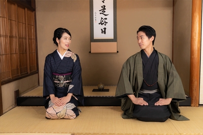 左：正絹大人着物レンタルプラン　右：男性着物レンタルプラン