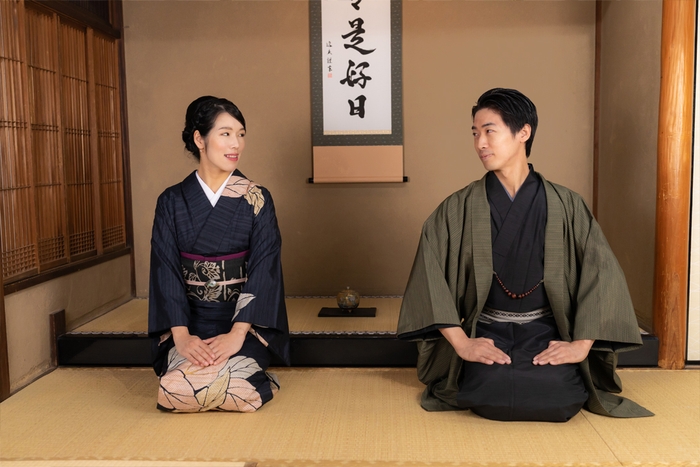 左:正絹大人着物レンタルプラン 右:男性着物レンタルプラン