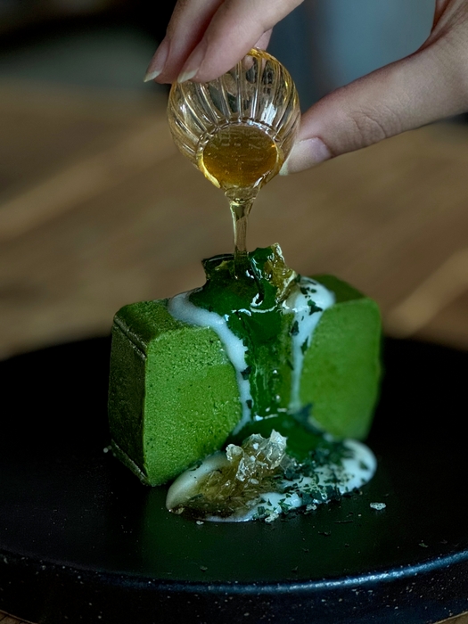 蜂蜜抹茶テリーヌ蜂蜜かけ
