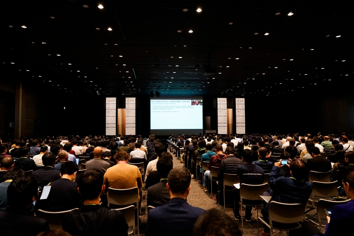 ほぼ満席となったCODE BLUE 2024のキーノートスピーチ(デビッド・A・ダリンプル氏)