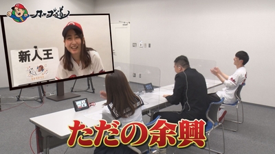 FHCGWPfGUsMGpxBwEwrU.jpg?w=940&h=940