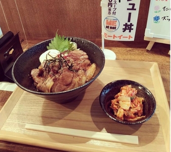 FHebM0xt2oLYZOeyYeDq.jpeg?w=940&h=940