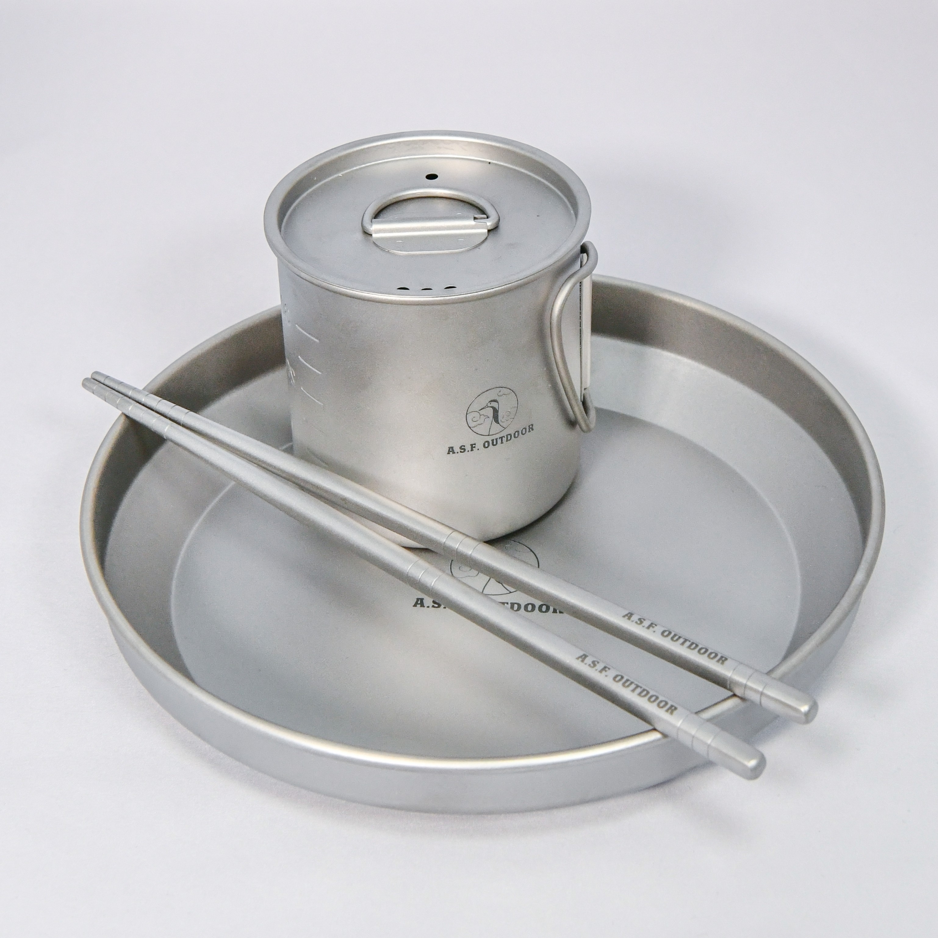 軽量なのに丈夫！防災にも使える 完売したチタン製ギア3種が新しくなっ