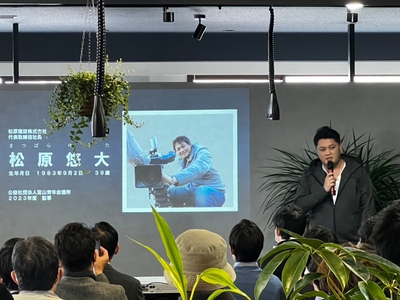 FICISBaK1nCHWBkkv9JH.jpg?w=940&h=940