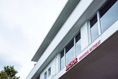 FKsbNaz3H6V1xO78rDdP.jpg?w=940&h=940