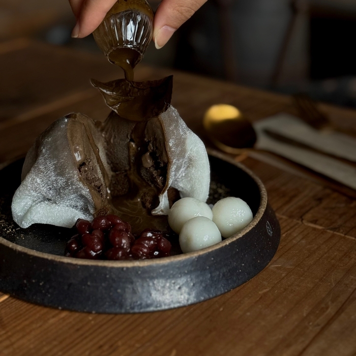 ほうじ茶パフェほうじ茶ソースかけ