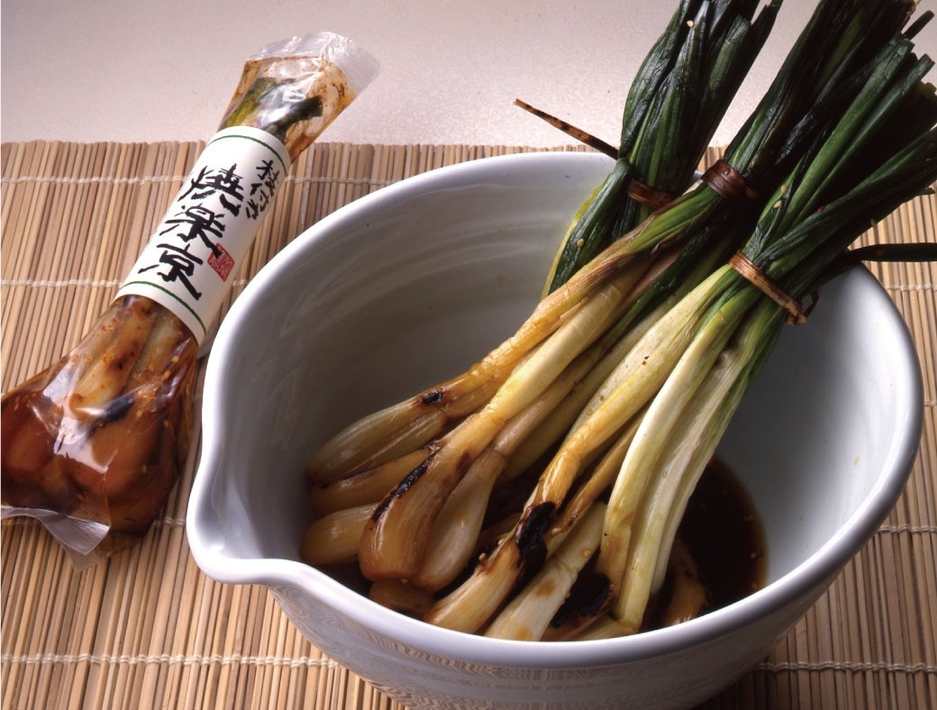 【限定生産】まるごと全部食べられる！「枝付き焼きらっきょう」おつけもの銀座若菜より新発売