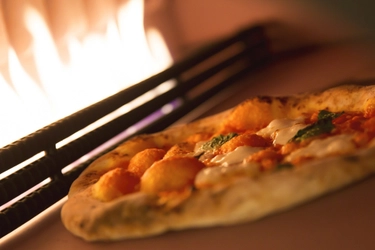 ホテル京阪 京都 グランデ 焼きたてピッツァをお届け！ 夏の「ファミリーランチビュッフェ」