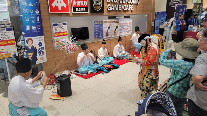 神楽公演の様子