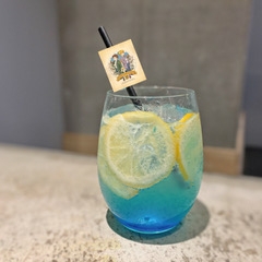 青い空のレモネード © NIPPON ANIMATION CO., LTD.