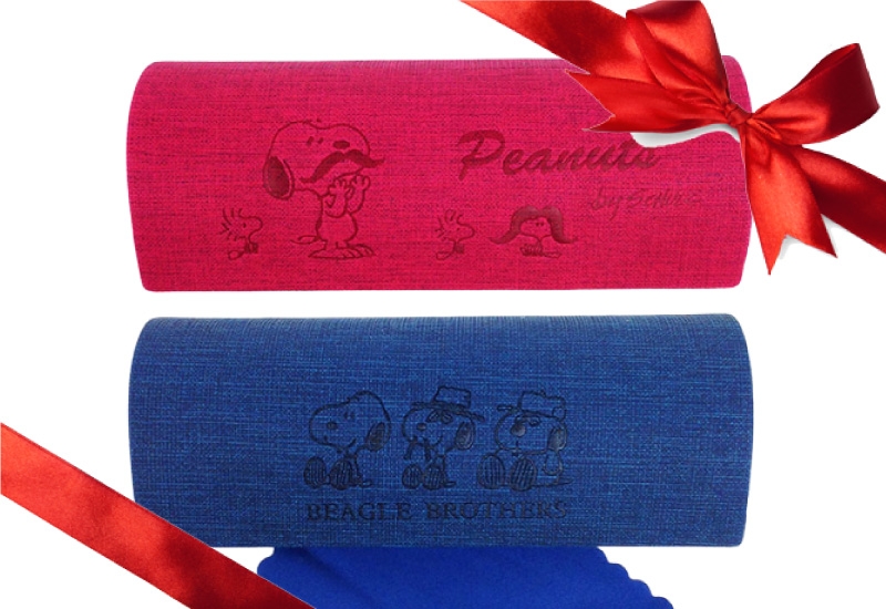 メガネ女子必見!スヌーピーのオシャレなメガネケースたち