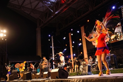 FxfJ14hkm31AFw9QqTlg.jpg?w=940&h=940