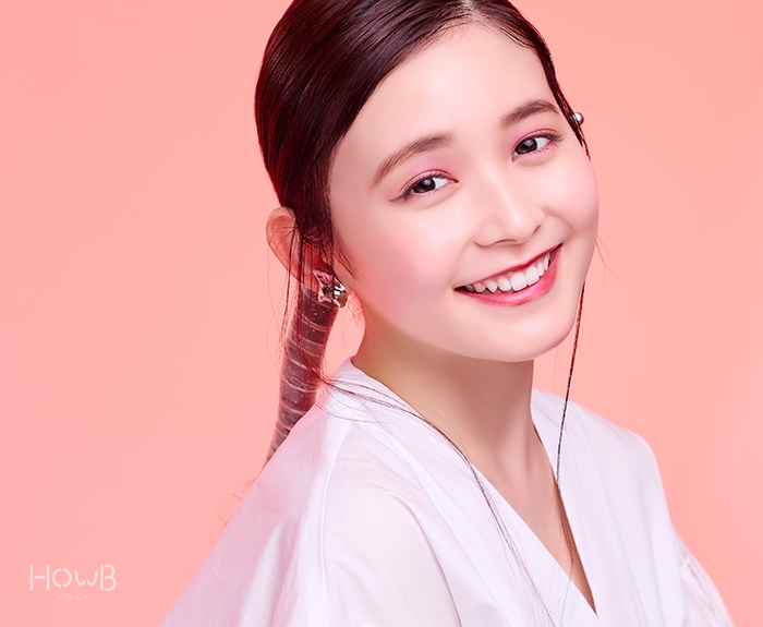 スマホビューティーマガジン「HowB」グラビア:久間田琳加さん