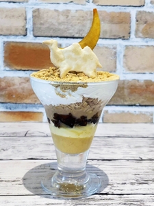 サンドアート風パフェ