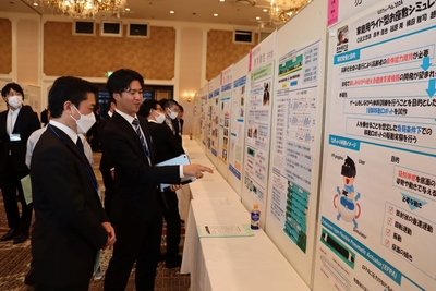 G7tLrieuguieAtVNcuby.jpg?w=940&h=940