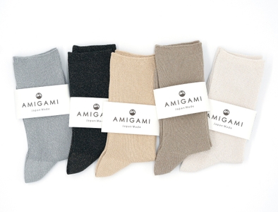 1300年の歴史を持つ美濃和紙を使用したソックス