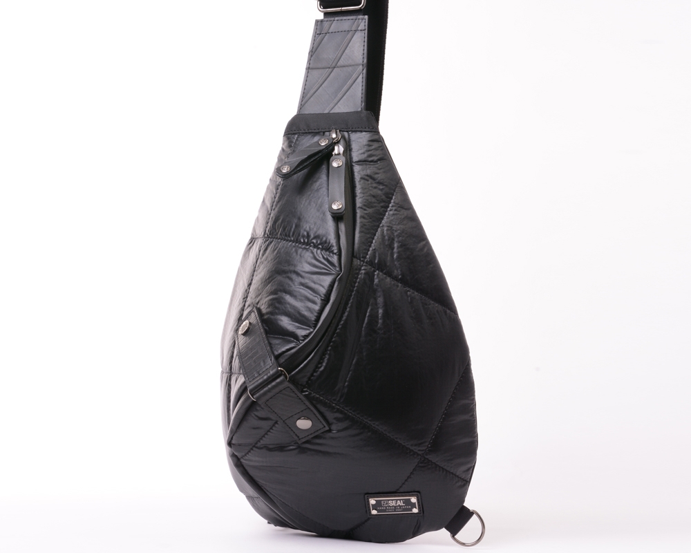 製品画像(ブラック)