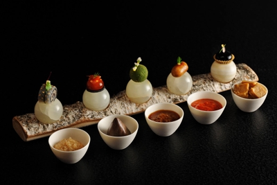 GEv4hoQwiHPFkbLiqjRX.jpg?w=940&h=940