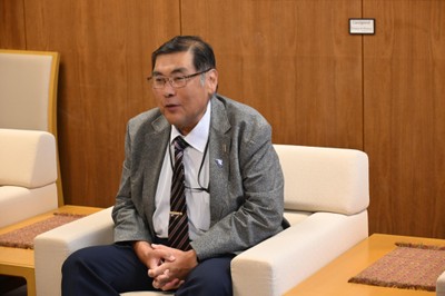 小原章裕理事長