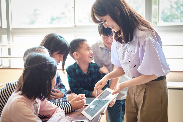 教育現場で活用されるiPadイメージ
