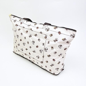 スヌーピーの折り畳みバッグ