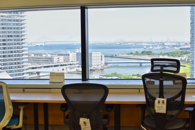 GReiLk48qsrO579zgeLW.jpg?w=940&h=940