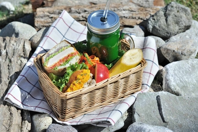 GdDV2ElcHdQD1uIaKcr8.jpg?w=940&h=940