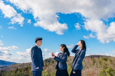 GezvlINANKCesDPaNQZJ.jpg?w=940&h=940