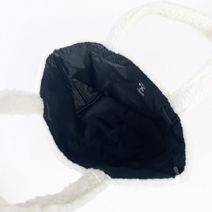 GfAdf4vDPTrembfRPHSW.jpg?w=940&h=940