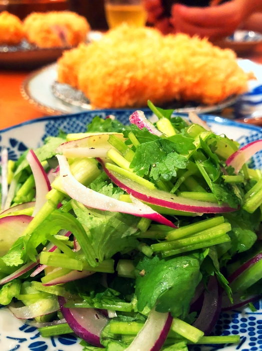 とんかつ専用パクチーだれ(かつ吉新丸ビル店限定)