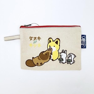 タヌキとキツネのポーチ特集