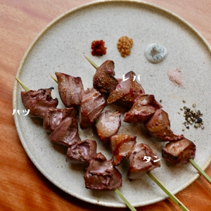 GiU0GSv0EqSoqkUYwXkV.jpeg?w=940&h=940