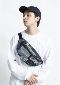 K84_WATERPROOF BODY BAG　2,970円（税込）