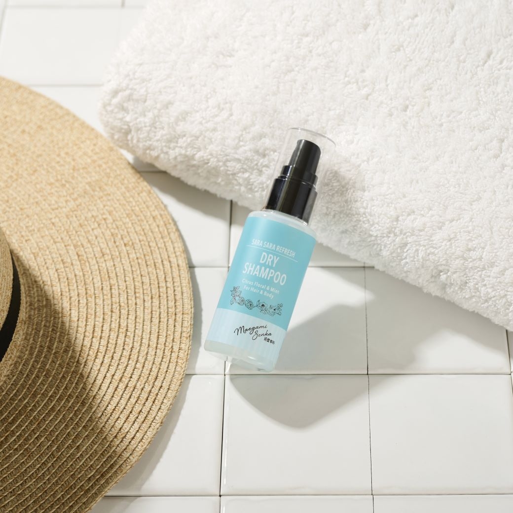 ひんやり香ってスッキリ瞬冷 ベタつき・ニオイも全身OK! 「前髪専科さらさらリフレッシュドライシャンプー」