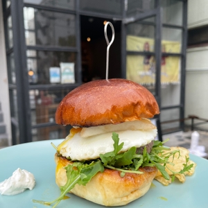 GvtgE8Of7mYiRgncE9EZ.jpg?w=940&h=940