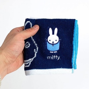 GycjnDGoT8E85toKAzEz.jpg?w=940&h=940