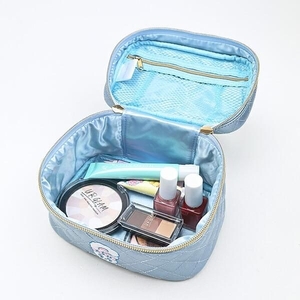 エスターバニーポーチ