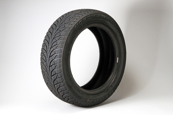 SHIBATIRE スタッドレス