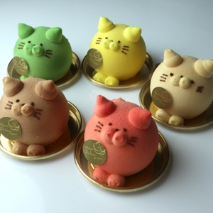 パティスリー ドゥ ボンヌ オーギュルのねこレンジャーケーキ