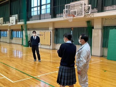 H6nW32Gh5gQMj4aU6YNi.jpg?w=940&h=940