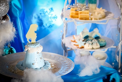 HAAKJcZ1opkq093qatWe.jpg?w=940&h=940