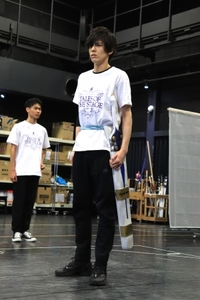 HClQU8bLyx6O3VAU907b.jpg?w=940&h=940