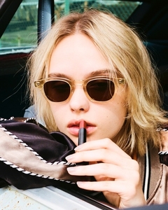 HFFAIvAXbg3PNdSr4nBa.jpeg?w=940&h=940