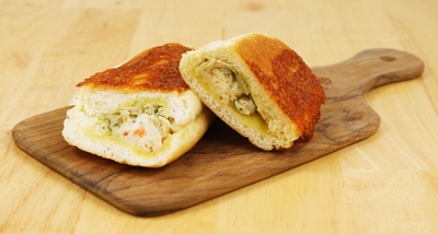 HIifbLcLoduY4bGkyoBq.jpg?w=940&h=940