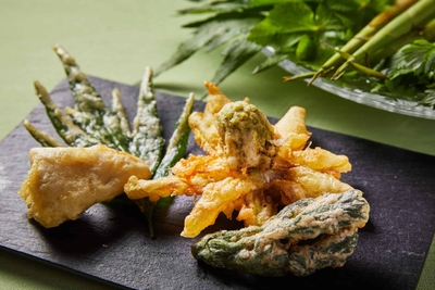 HKy0z0qI9kYYIYwIoBkO.jpg?w=940&h=940